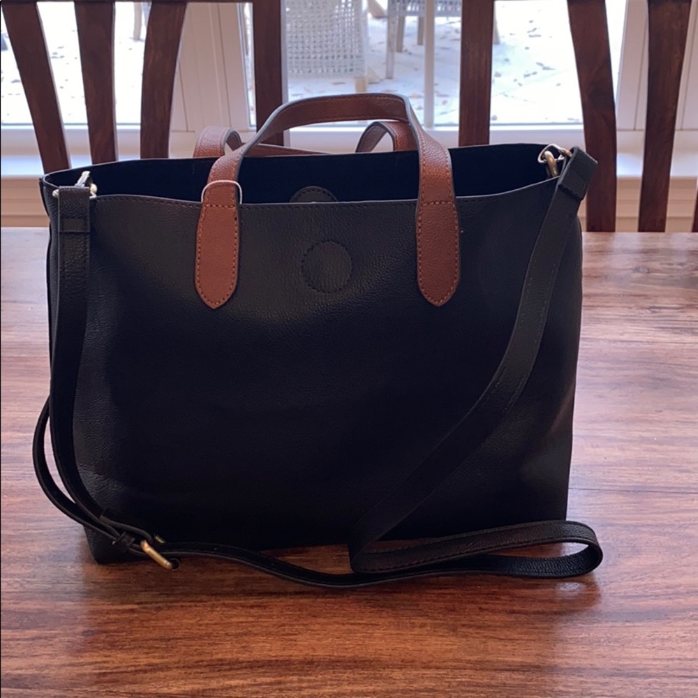 Joy Susan black leather pocketbook